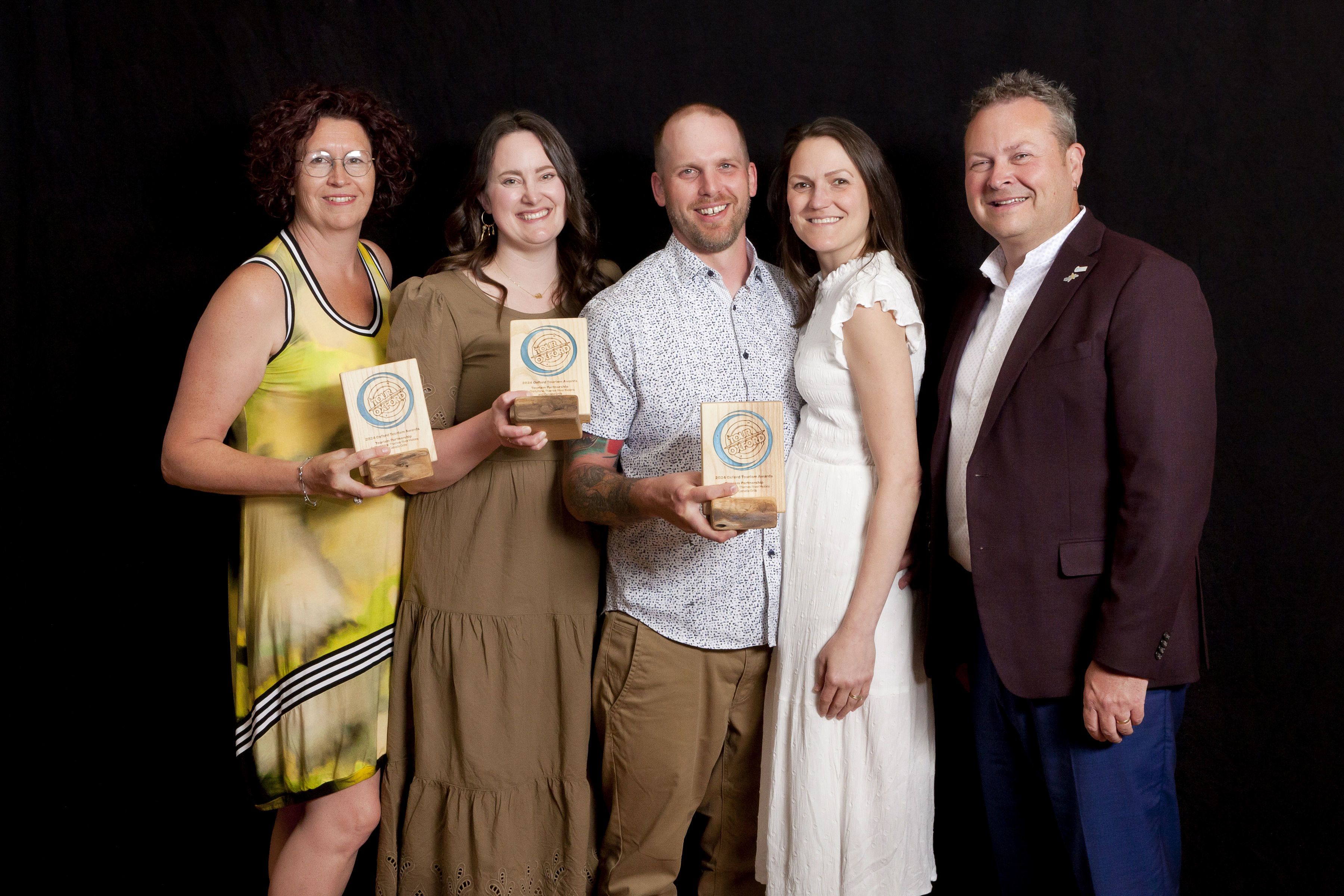 Canada Grills SixThirtyNine Thames River Melons receiving their Oxford Tourism Award