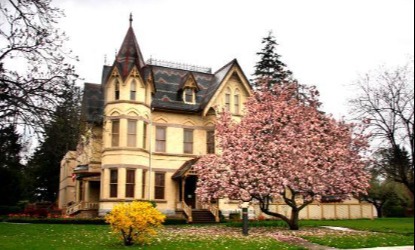 annandale house in Tillsonburg